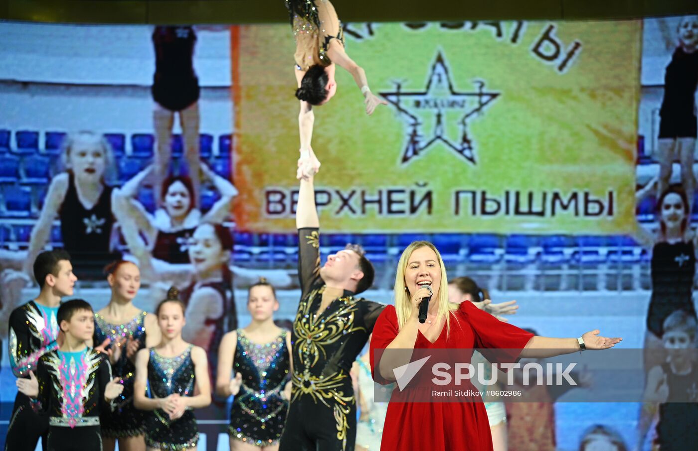 RUSSIA EXPO. Russian national acrobatics team