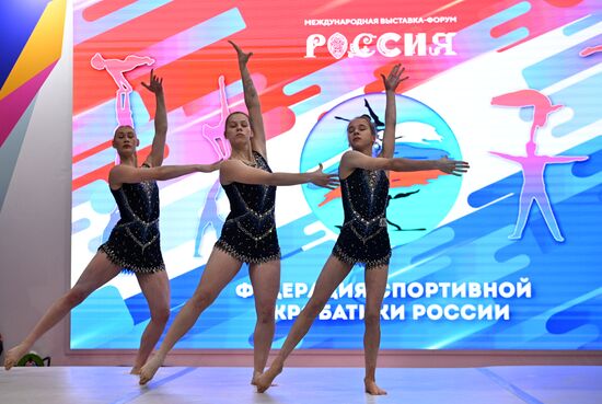 RUSSIA EXPO. Exhibition show by Acrobatic Gymnastics Federation