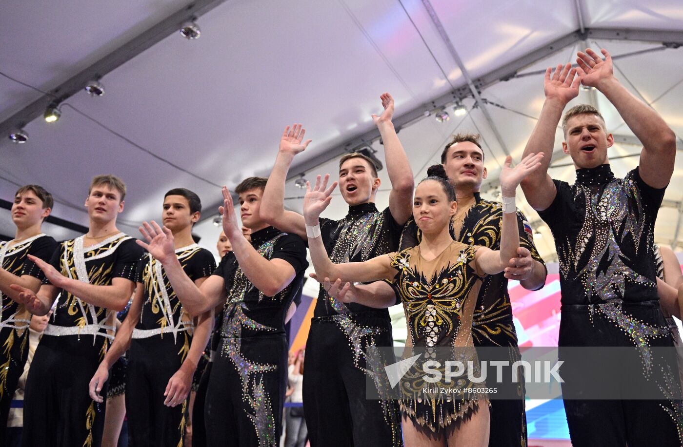 RUSSIA EXPO. Exhibition show by Acrobatic Gymnastics Federation