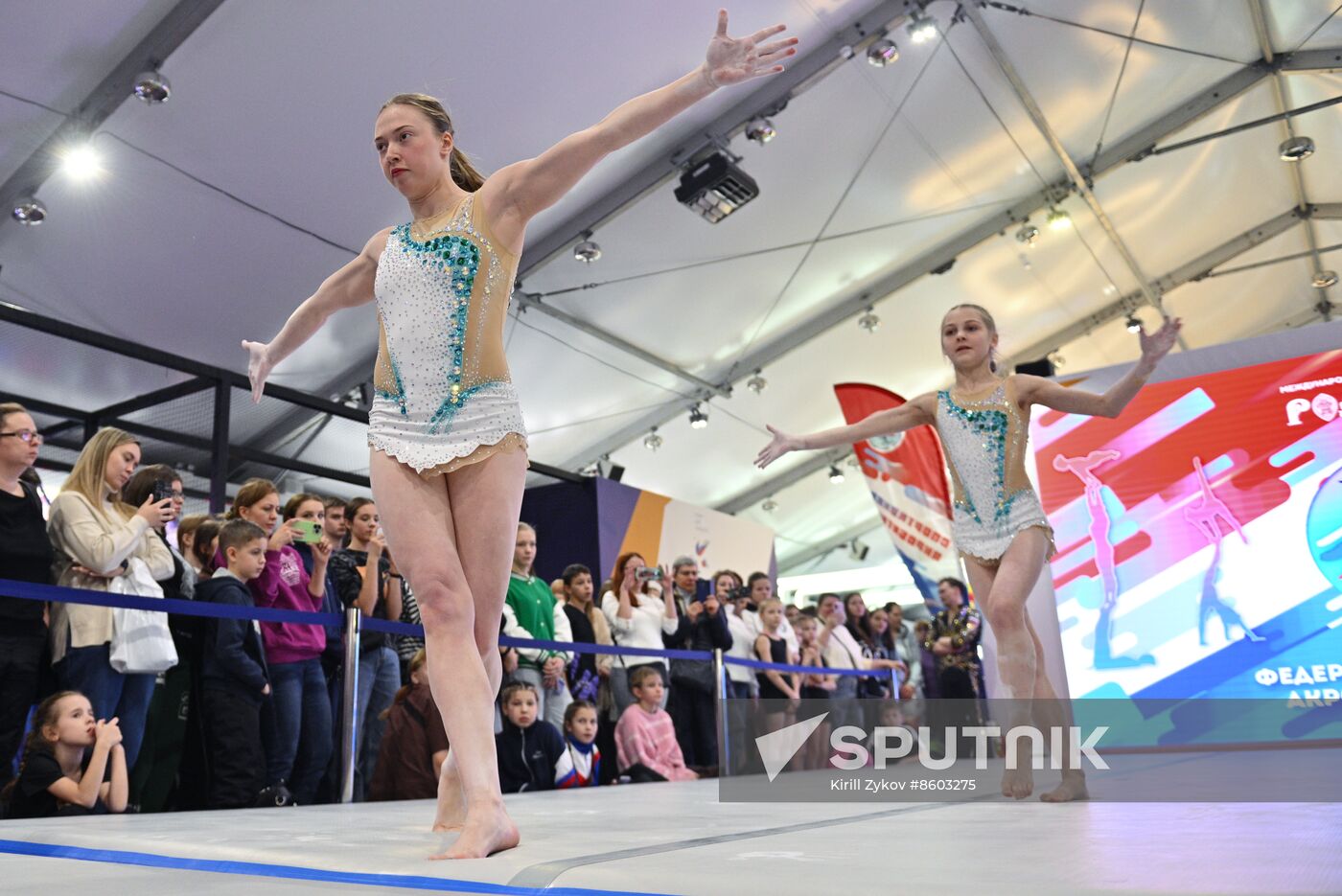 RUSSIA EXPO. Exhibition show by Acrobatic Gymnastics Federation