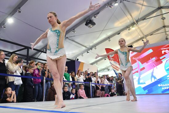 RUSSIA EXPO. Exhibition show by Acrobatic Gymnastics Federation