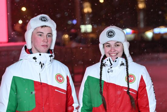 The International RUSSIA EXPO Forum and Exhibition. Families participating in lighting up the Heart of Russia family hearth during the launch of the Year of Family, speak to the media. Main outdoor stage. Samat and Syumbel Ziyatdinov from Tatarstan. Location: Russia, Moscow. Author: Maksim Blinov/Sputnik. RUSSIA EXPO. Year of Family launch ceremony during Loved Ones Forum
