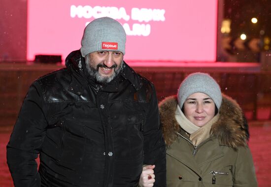 The International RUSSIA EXPO Forum and Exhibition. Families participating in lighting up the Heart of Russia family hearth during the launch of the Year of Family, speak to the media. Main outdoor stage. Ruslan Bazoyev and Limara Yusupova from the Kherson Region. Location: Russia, Moscow. Author: Maksim Blinov/Sputnik. RUSSIA EXPO. Year of Family launch ceremony during Loved Ones Forum