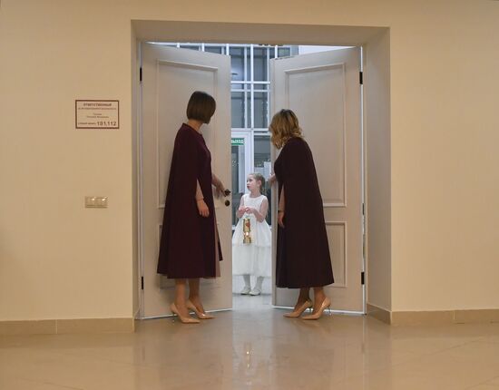 The International RUSSIA EXPO Forum and Exhibition. The launch of the Year of Family during the Loved Ones forum. Lighting up the Heart of Russia family hearth at the Wedding Palace at VDNKh. Location: Russia, Moscow. Author: Mikhail Voskresenskiy/Sputnik. RUSSIA EXPO. Year of Family launch ceremony during Loved Ones Forum