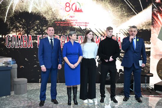 RUSSIA EXPO. Opening heroic week at St. Petersburg stand