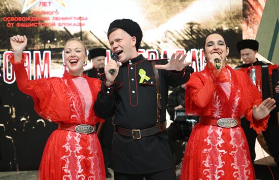 RUSSIA EXPO. Opening heroic week at St. Petersburg stand