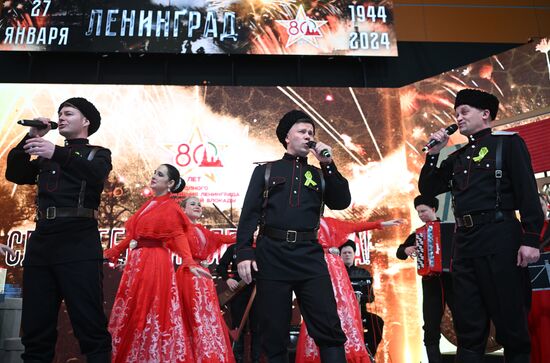 RUSSIA EXPO. Opening heroic week at St. Petersburg stand