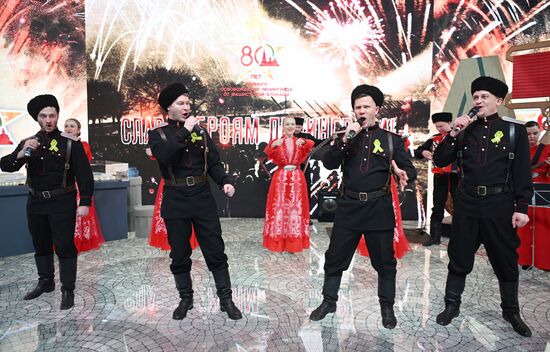 RUSSIA EXPO. Opening heroic week at St. Petersburg stand