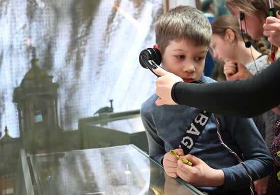 RUSSIA EXPO. Opening heroic week at St. Petersburg stand