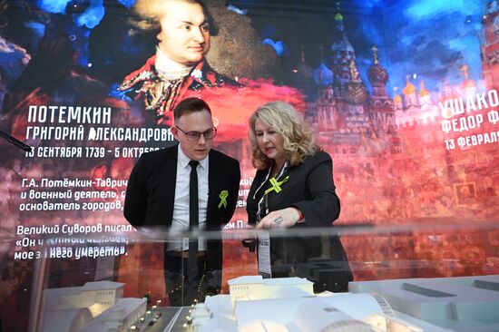 RUSSIA EXPO. Opening heroic week at St. Petersburg stand