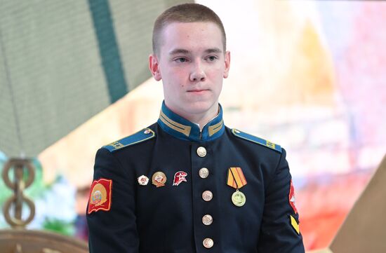 RUSSIA EXPO. Opening heroic week at St. Petersburg stand
