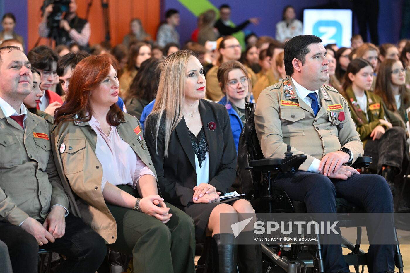 RUSSIA EXPO. Presentation of guide uniforms for World Youth Festival