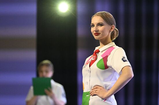 RUSSIA EXPO. Presentation of guide uniforms for World Youth Festival