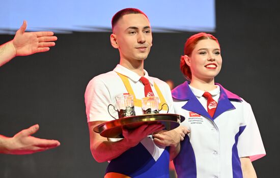 RUSSIA EXPO. Presentation of guide uniforms for World Youth Festival