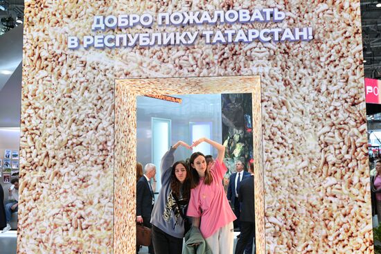 The International RUSSIA EXPO Forum and Exhibition. The stand of the Republic of Tatarstan. Pavilion 75. Location: Russia, Moscow. Author: Maksim Blinov/Sputnik. RUSSIA EXPO