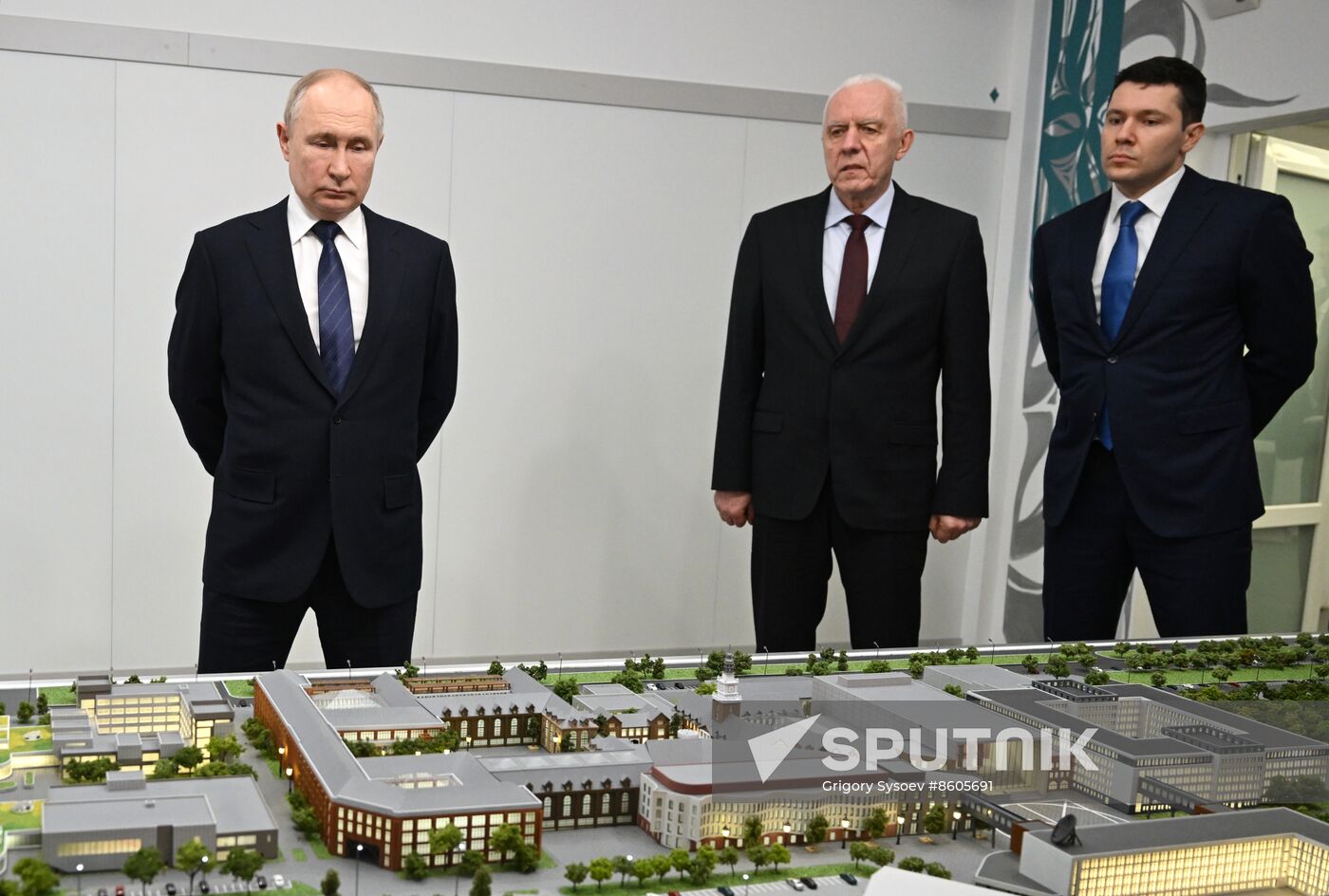 Russia Putin Northwestern Federal District