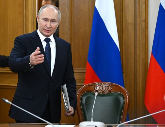 Russia Putin Northwestern Federal District