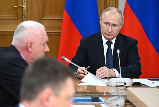 Russia Putin Northwestern Federal District