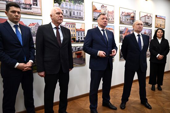 Russia Putin Northwestern Federal District