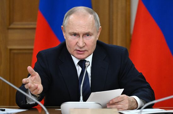 Russia Putin Northwestern Federal District