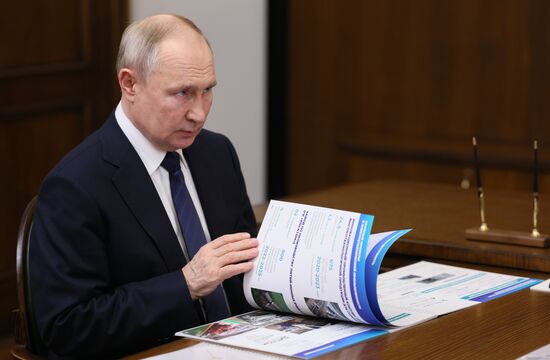 Russia Putin Northwestern Federal District