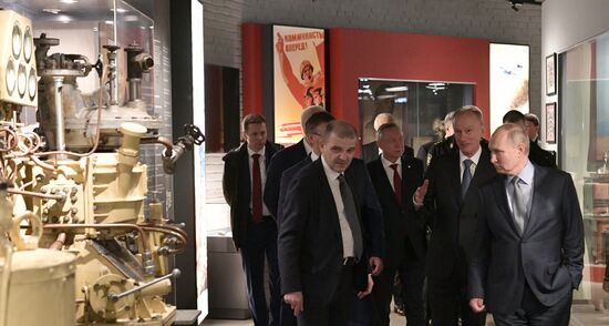 Russia Putin Northwestern Federal District