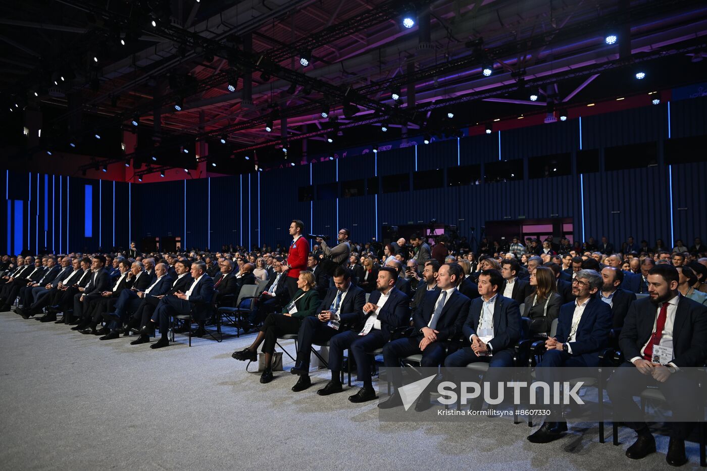 RUSSIA EXPO. Plenary session, Russia's Fuel and Energy Industry: New Development Opportunities