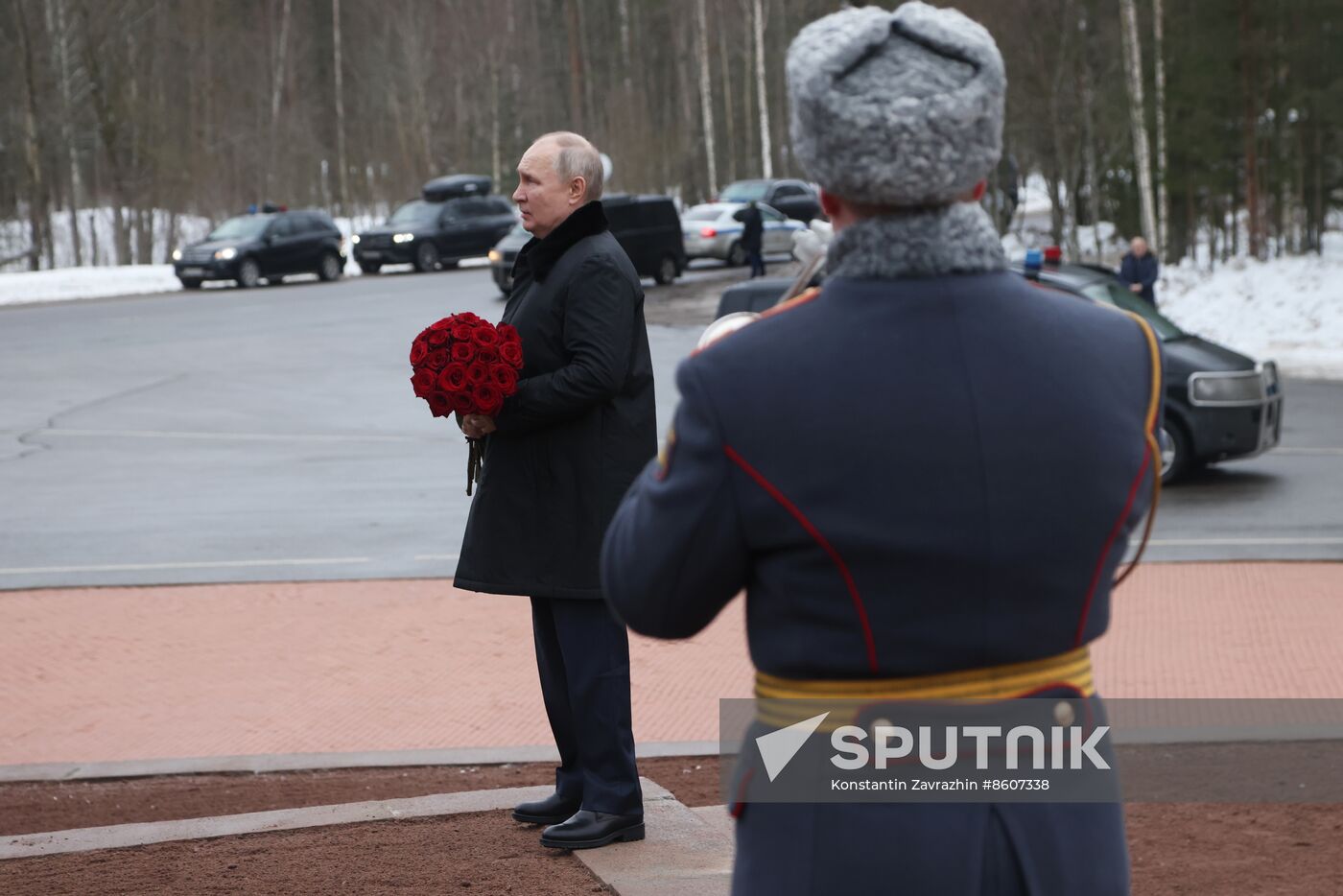 Russia WWII Leningrad Siege Lifting Anniversary Wreath-Laying