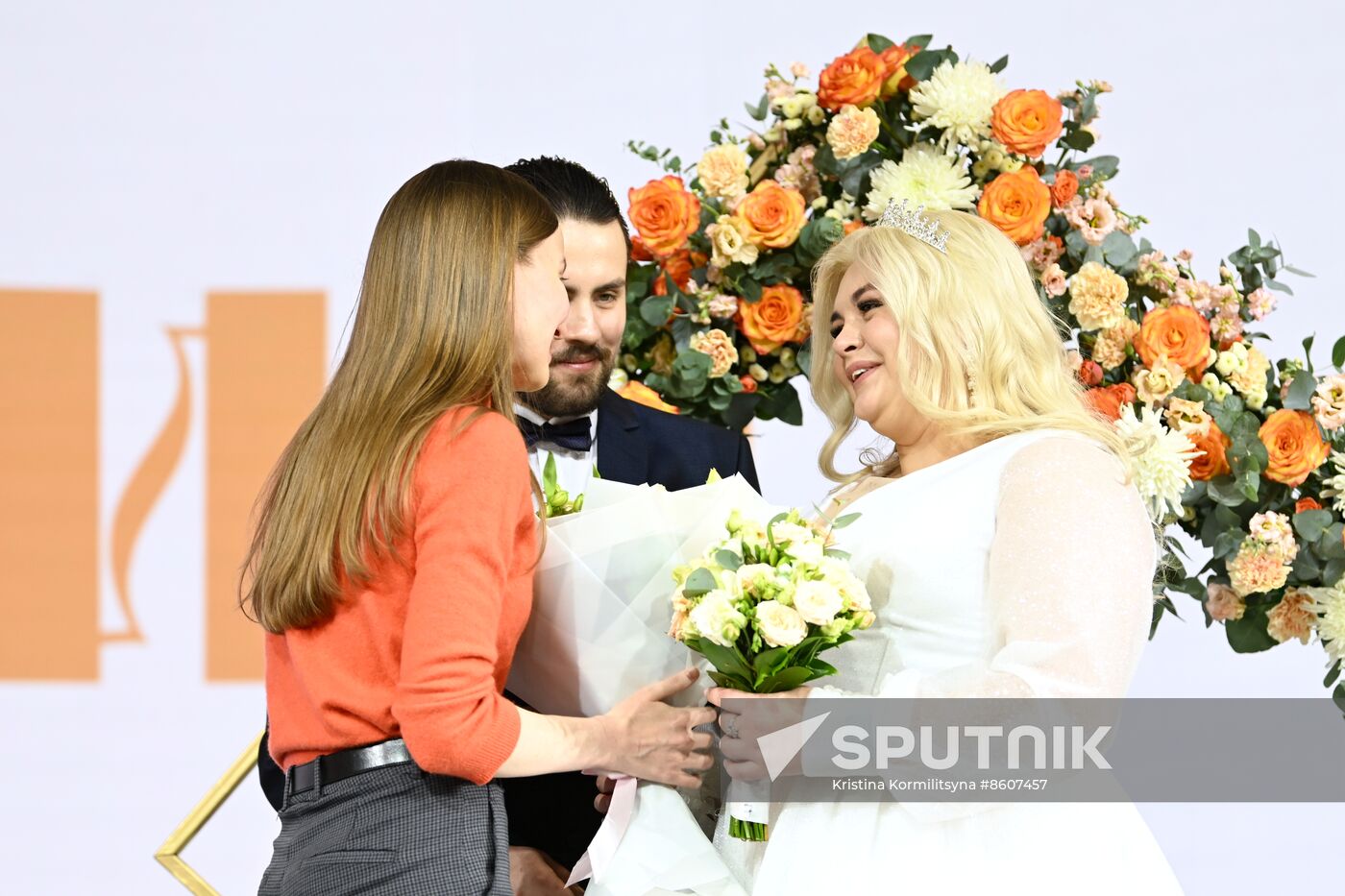RUSSIA EXPO. Energy Connects Hearts: Wedding of energy industry workers