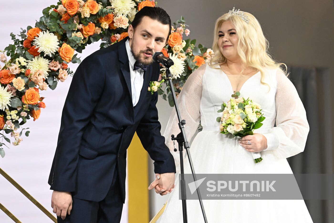 RUSSIA EXPO. Energy Connects Hearts: Wedding of energy industry workers
