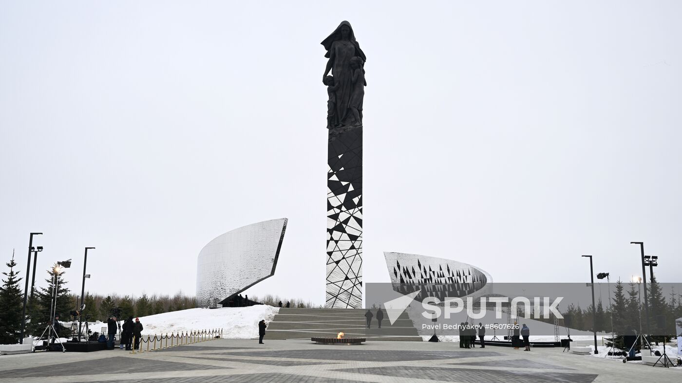 Russia WWII Leningrad Siege Lifting Anniversary Memorial Complex