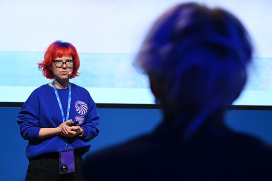 RUSSIA EXPO. How to Create a Library With No Experience and Make It an Iconic Place?