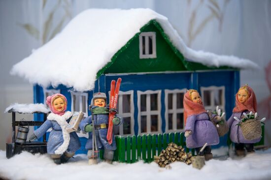 Russia Cotton Wool Toys