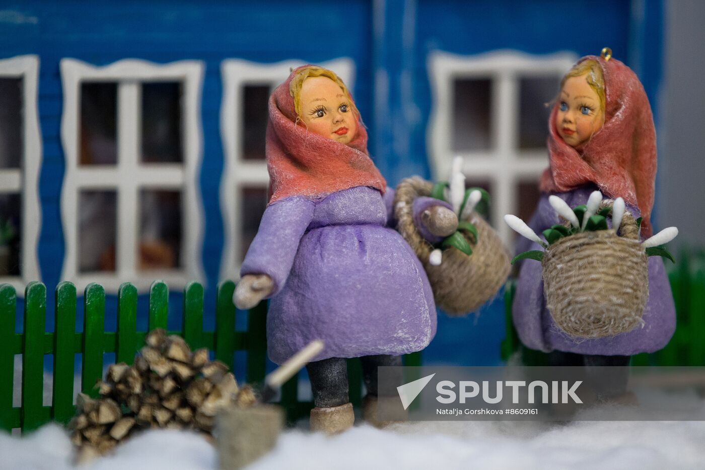 Russia Cotton Wool Toys