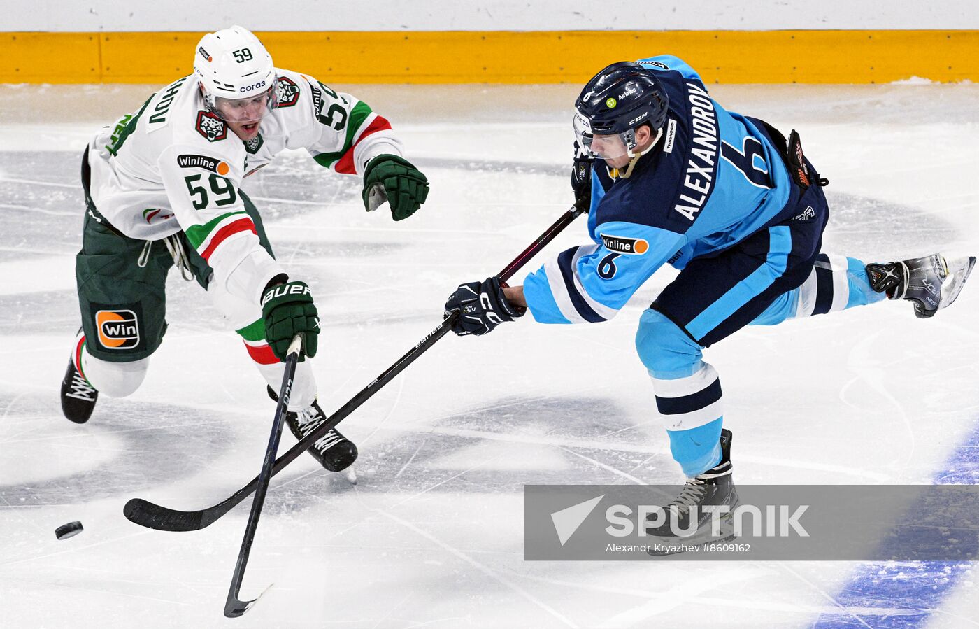 Russia Ice Hockey Kontinental League Sibir - Ak Bars