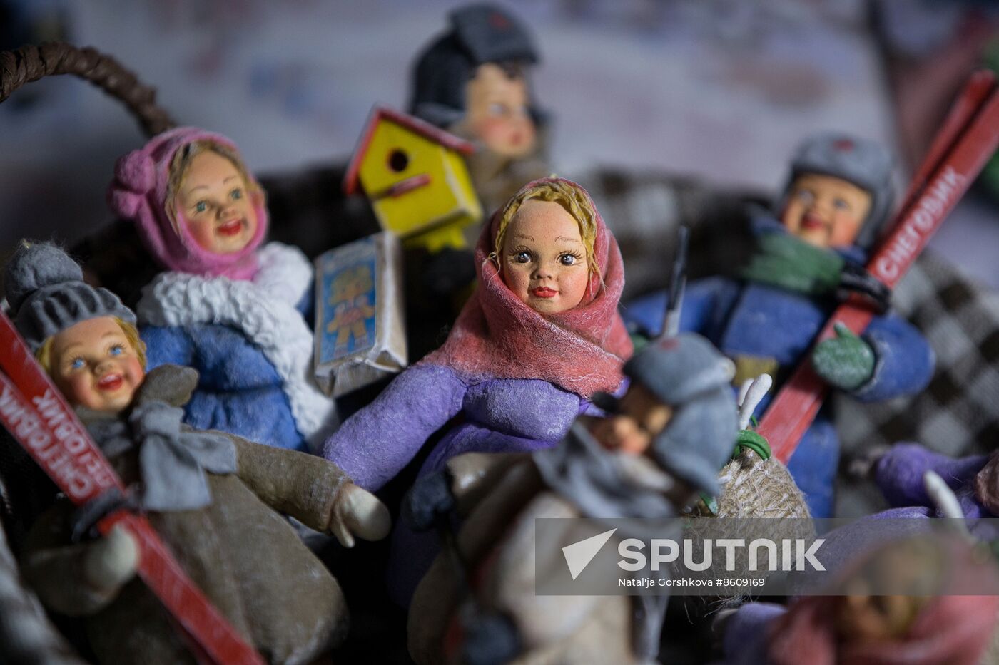 Russia Cotton Wool Toys