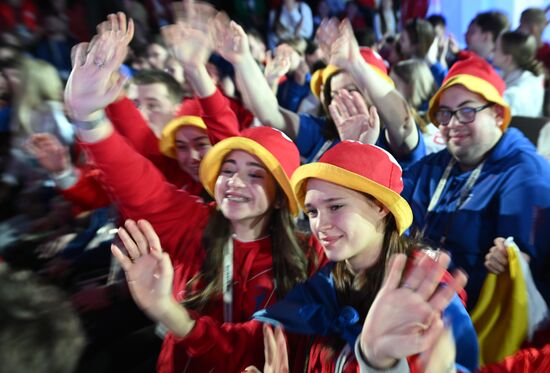 The International RUSSIA EXPO Forum and Exhibition. The Movement of the First holds its 2nd Congress. Pavilion 57. Location: Russia, Moscow. Author: Kirill Zykov/Sputnik. RUSSIA EXPO. 2nd Movement of the First Congress