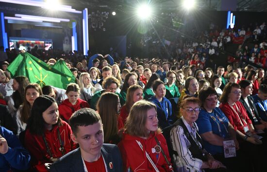 The International RUSSIA EXPO Forum and Exhibition. The Movement of the First holds its 2nd Congress. Pavilion 57. Location: Russia, Moscow. Author: Kirill Zykov/Sputnik. RUSSIA EXPO. 2nd Movement of the First Congress