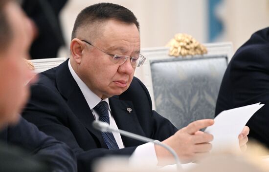 Russia Putin New Regions Social and Economic Development