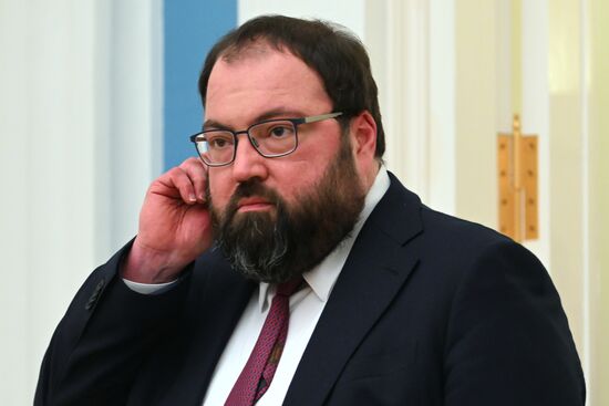 Russia Putin New Regions Social and Economic Development