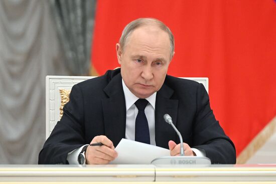 Russia Putin New Regions Social and Economic Development