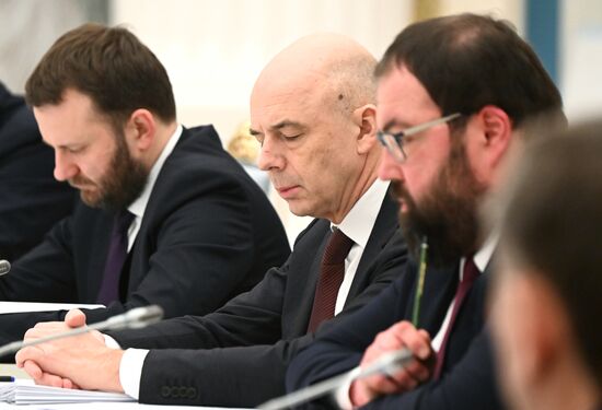 Russia Putin New Regions Social and Economic Development