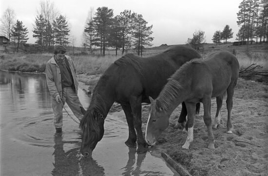 Lesonen brothers' farm in Karelian ASSR