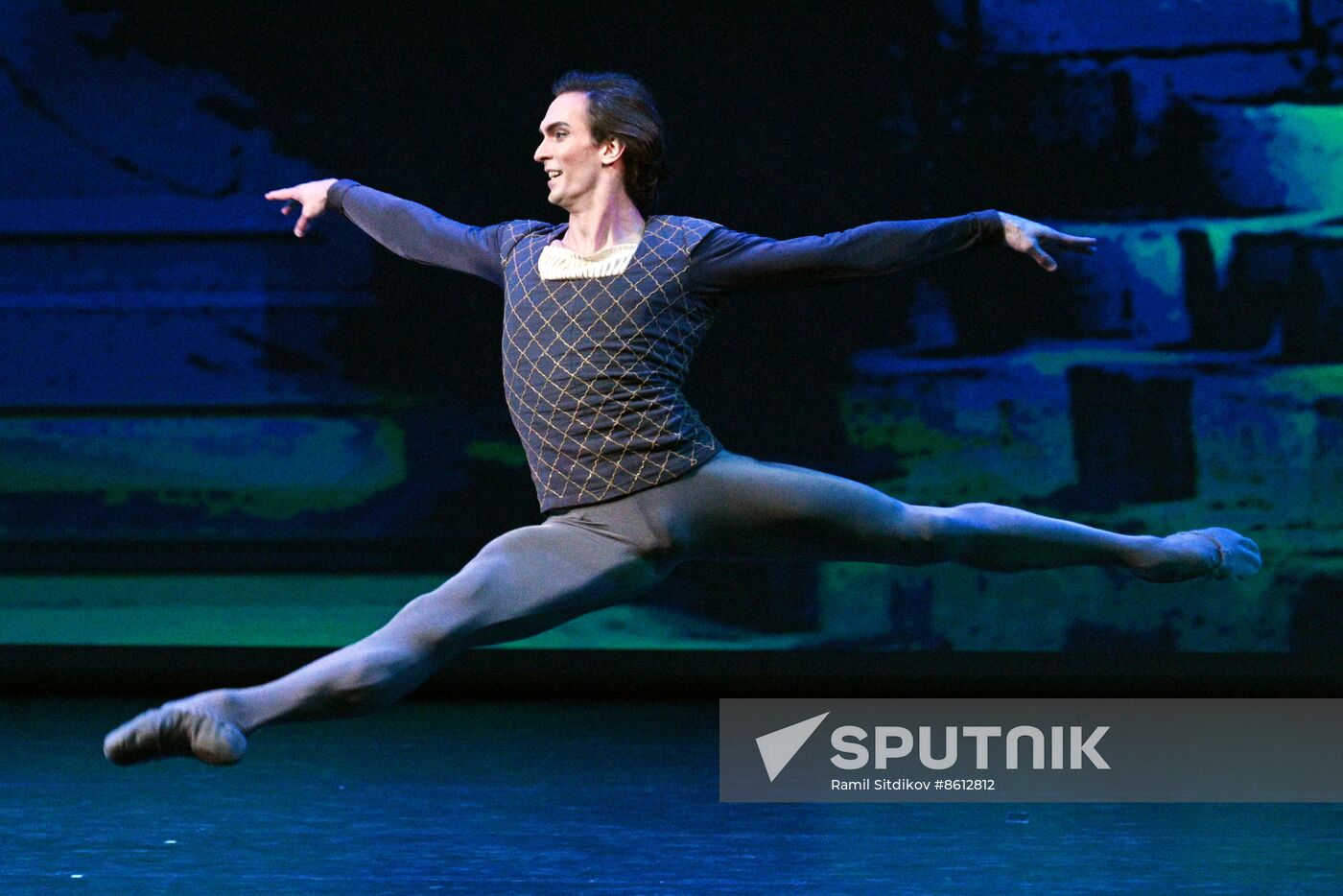 Russia Ballet Liepa Show