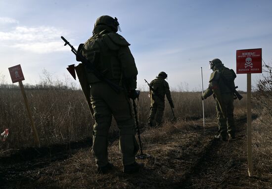 Russia Ukraine Military Operation Sappers