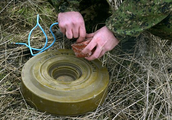 Russia Ukraine Military Operation Sappers