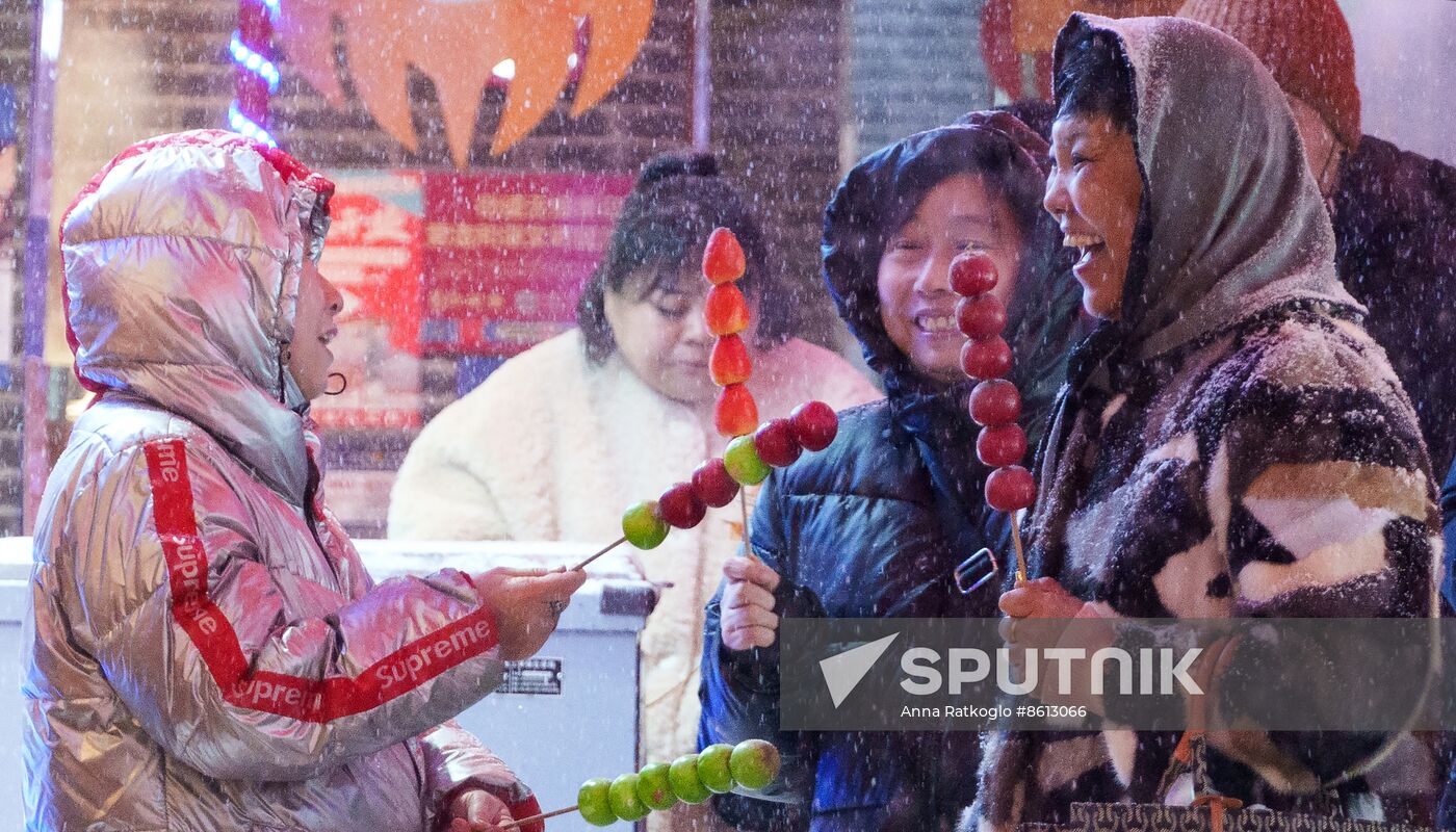 China Lunar New Year Preparations