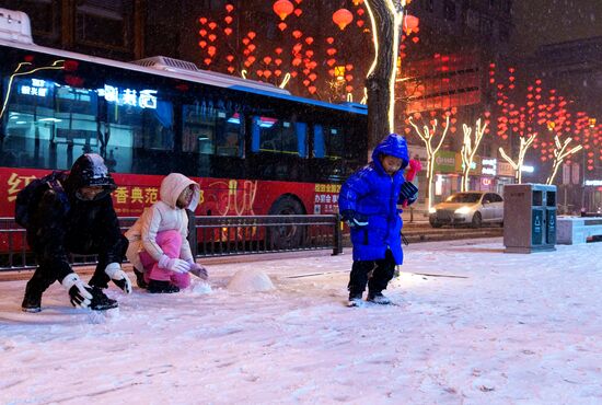 China Lunar New Year Preparations