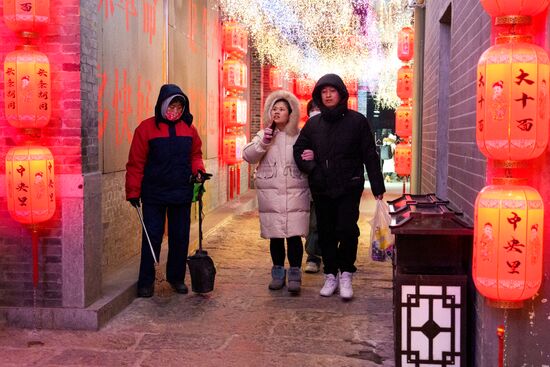 China Lunar New Year Preparations