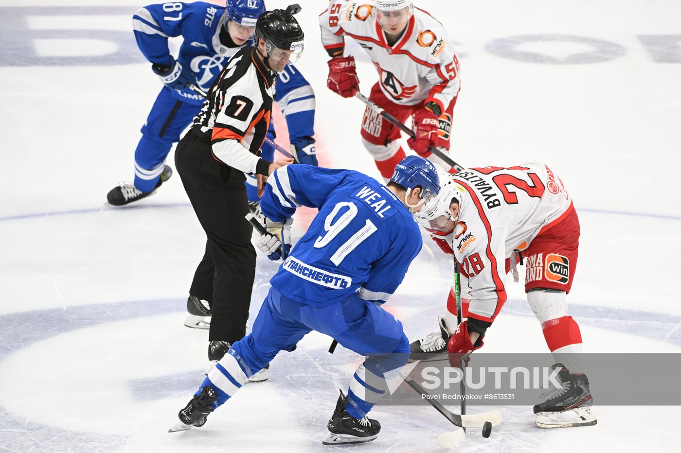 Russia Ice Hockey Kontinental League Dynamo - Avtomobilist